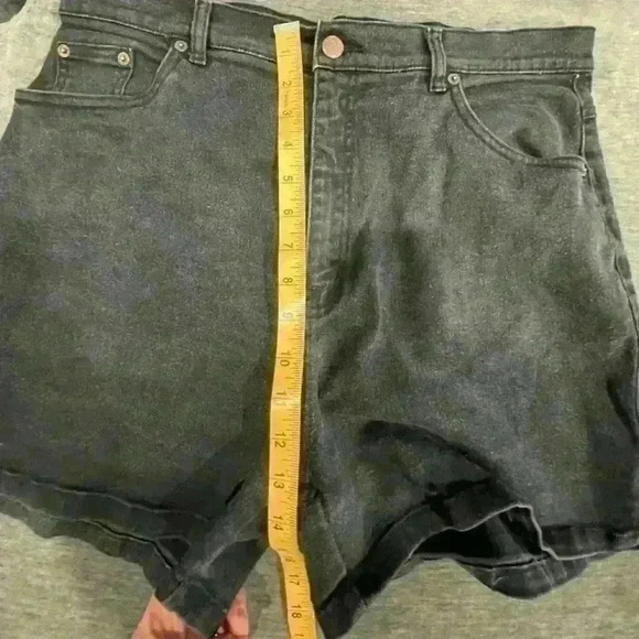 Vintage Bill Blass Black high waisted (high rise) Jean Shorts- Size 14 - Picture 6 of 10